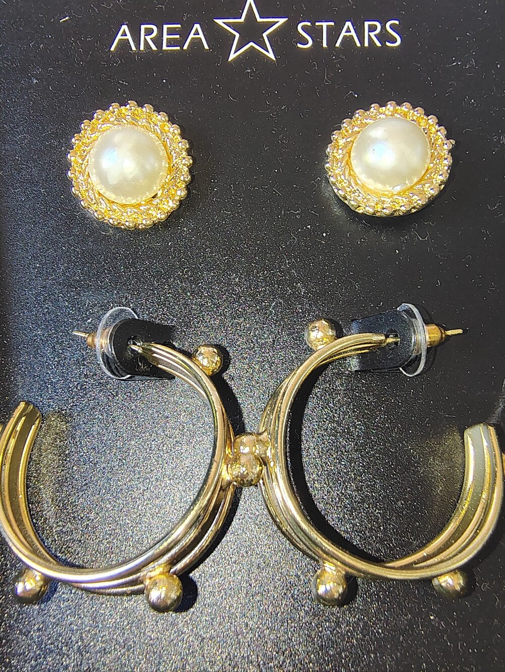 Vintage Area Stars Gold Tone Earring Set